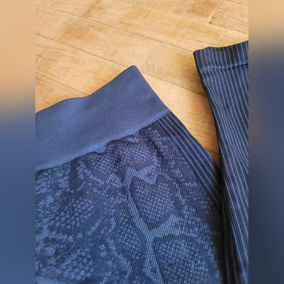 NIKIBIKI Snake Print Seamless‎ Leggings - Picture 7 of 8